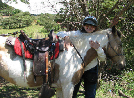 horse trekking Monteverde at Smiling Horses